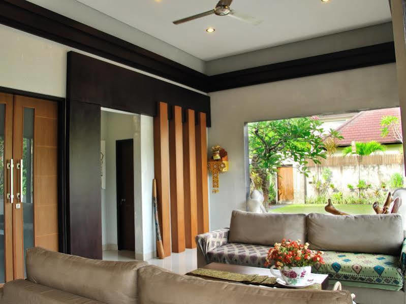 M Two Villas Seminyak エクステリア 写真