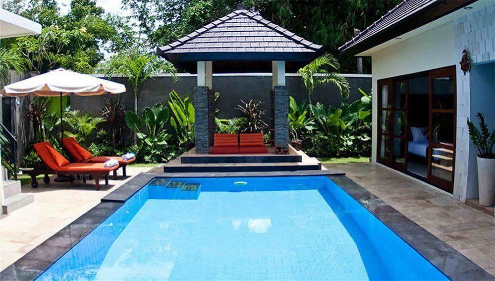 M Two Villas Seminyak エクステリア 写真