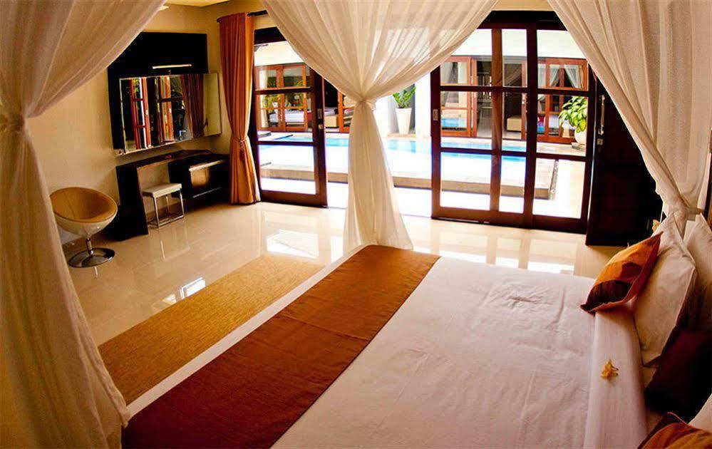 M Two Villas Seminyak エクステリア 写真