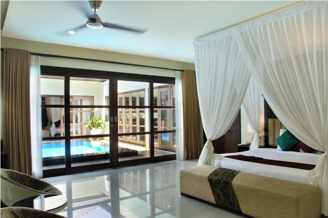 M Two Villas Seminyak エクステリア 写真